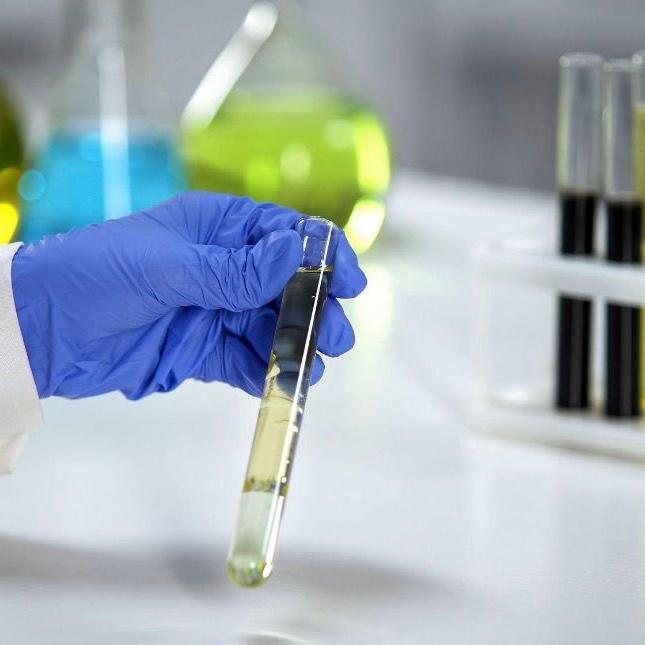 Análisis de combustible en laboratorio certificado